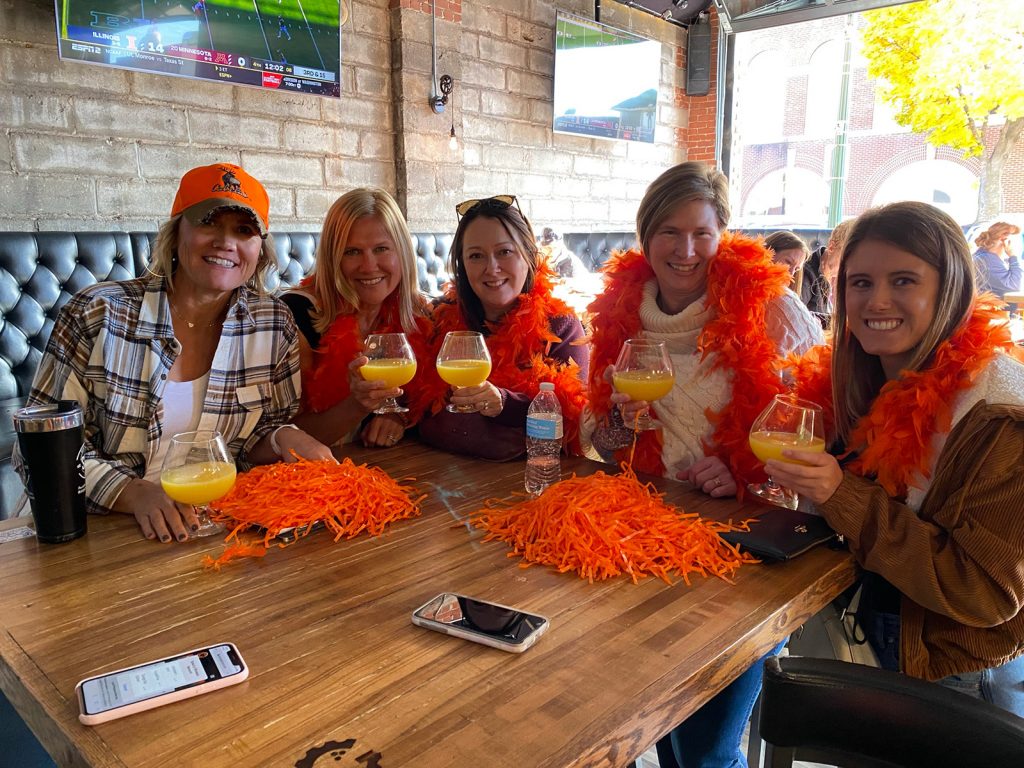 5 women drinking beer at the Garage in Waconia on D.E.A.R