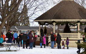 Homespun Holiday in City Square Park