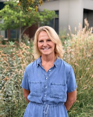 Dee DeLange